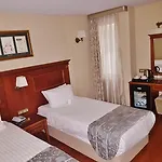 Hotel Perula & Spa