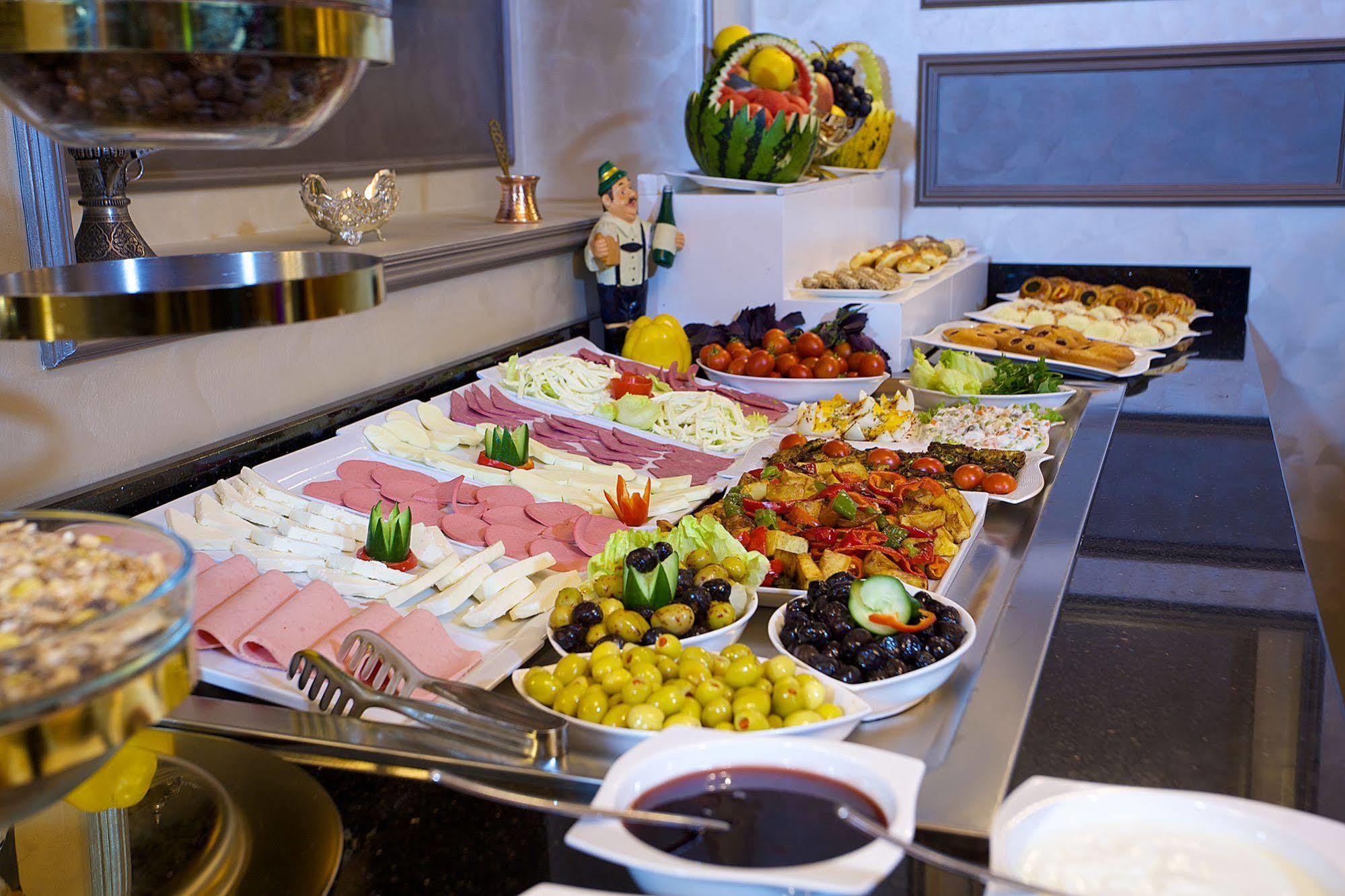 Perula & Otel 3*